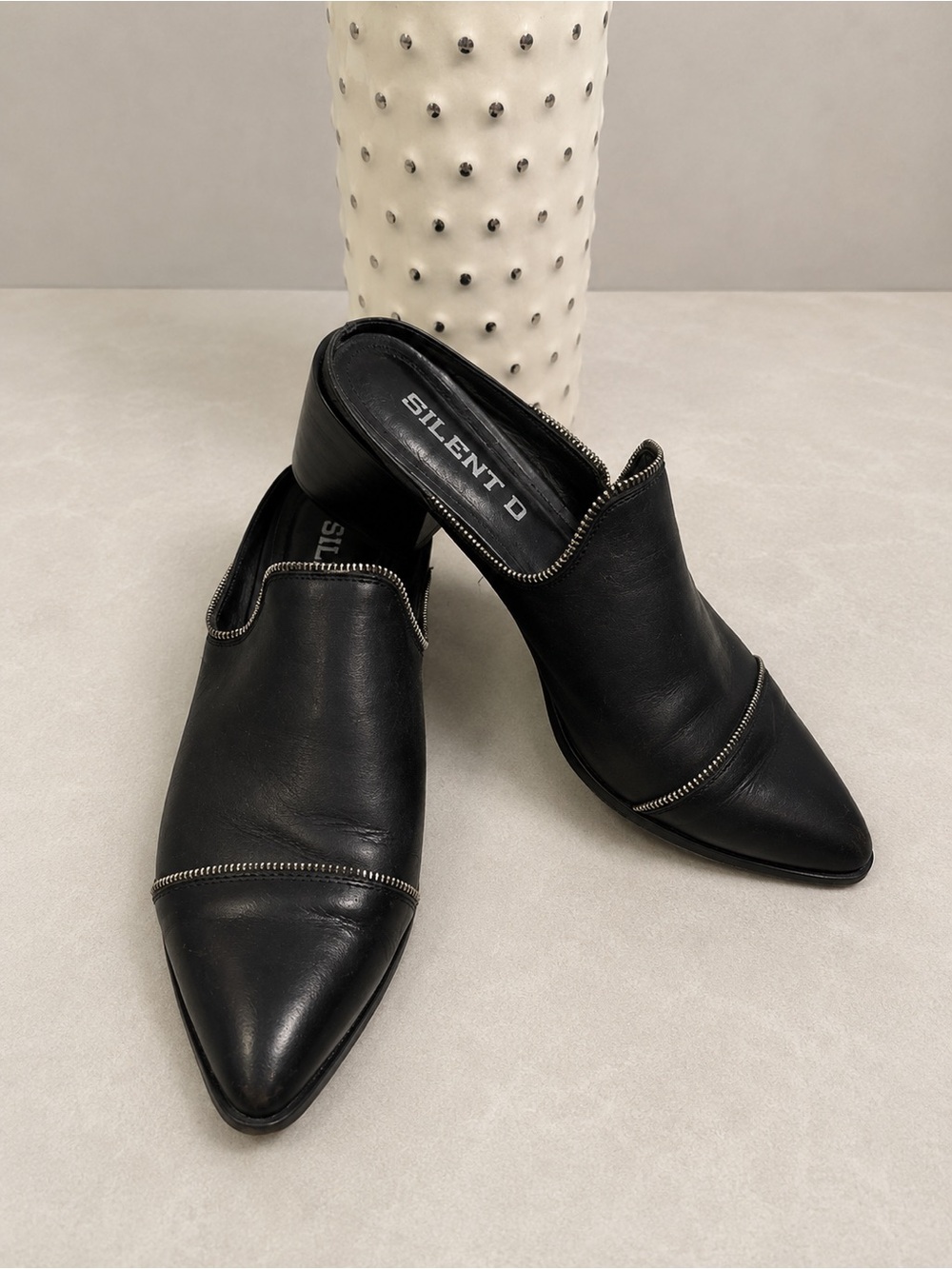 Leather mules